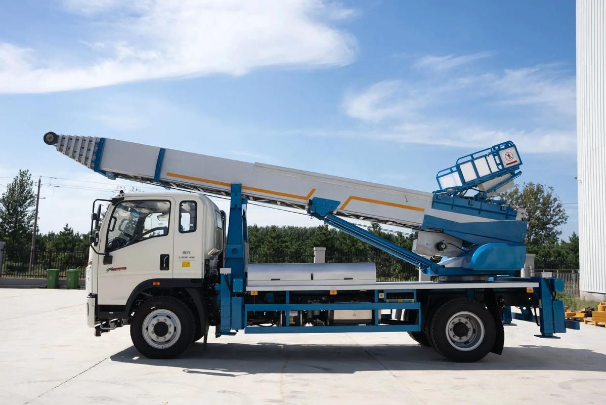 宿迁宿豫云梯上料车租赁费用