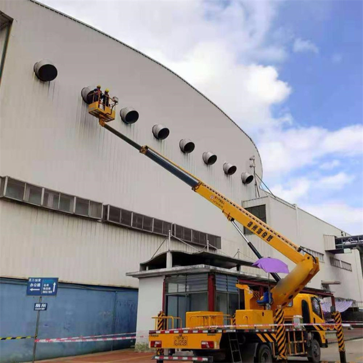 宿迁宿豫高空作业车出租服务：专业广告牌安装解决方案